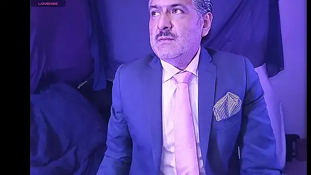 BushBator online show from February 13, 8:09 am