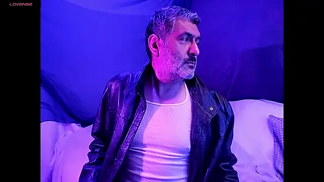 BushBator online show from March 15, 7:38 am