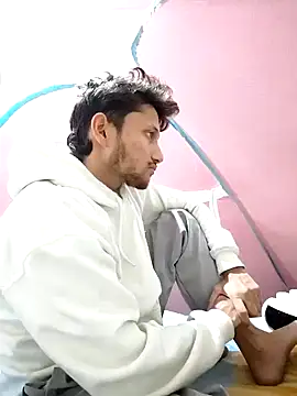 Indiandaddy11 online show from December 3, 6:49 pm