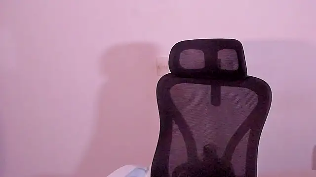 laurent nova online show from March 27, 8:26 am