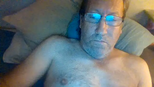 hornyrich69 online show from September 22, 4:23 am