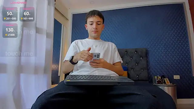 bower and colucci online show from January 11, 1:32 pm