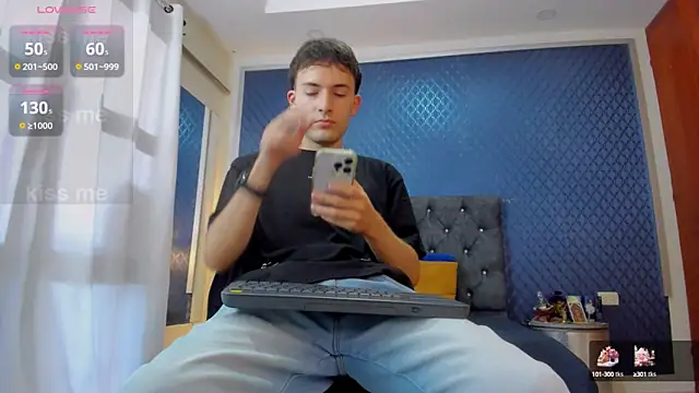 bower and colucci online show from January 13, 1:39 pm