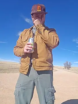 JeepinAround online show from February 15, 9:01 pm