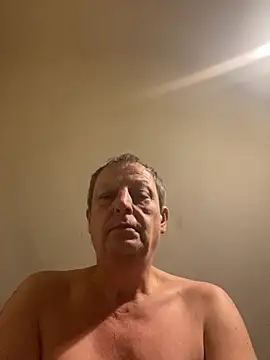 chubbybear2cum online show from November 10, 1:54 am