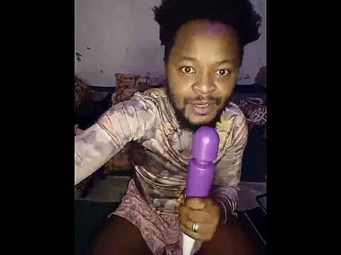 Freaky Vannahs online show from February 24, 4:02 am