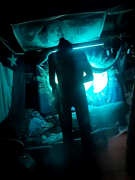 Gillygilly76 online show from February 24, 10:49 am