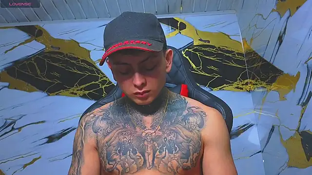 Kevin22 222 online show from October 10, 5:34 am