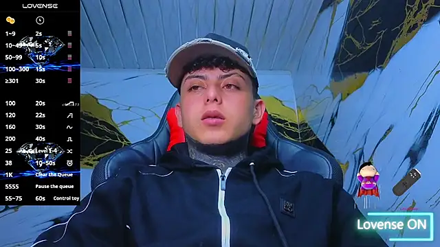 Kevin22 222 online show from December 20, 4:19 am