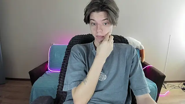 Liam sexy1 online show from December 20, 8:06 am