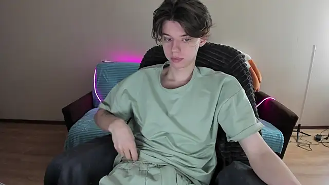 Liam sexy1 online show from January 9, 8:24 am