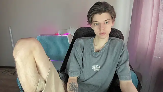 Liam sexy1 online show from March 18, 8:17 am