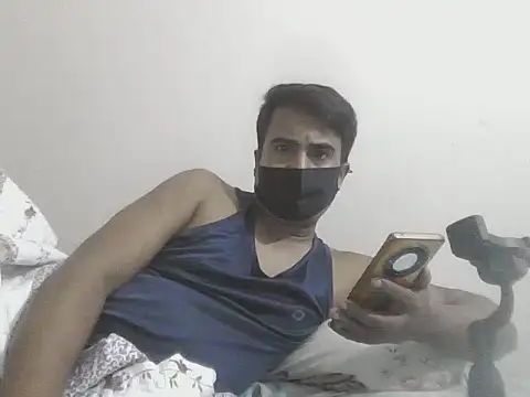 siam607022 online show from January 13, 8:35 pm