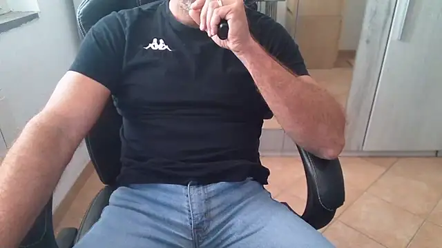 cocco1980xxxx online show from March 24, 7:35 am