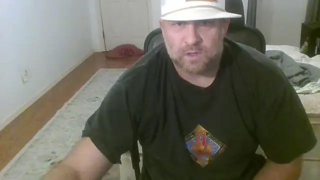 poundyouout69 online show from February 15, 6:12 am