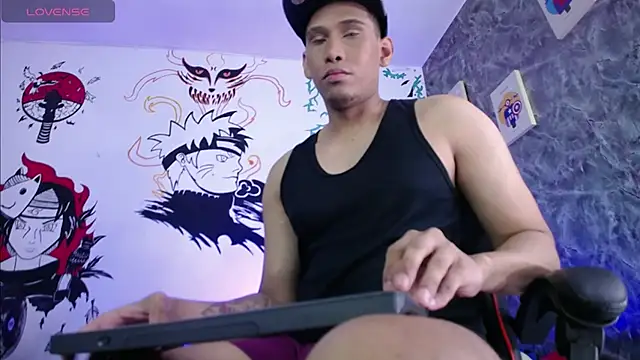 Snapshot of Jaison_halls chatting on February 19, 11:14 pm Jaison halls online show from February 19, 11:14 pm