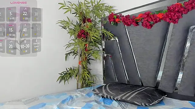 Snapshot of Black_Rose2 chatting on March 22, 11:32 am Black Rose2 online show from March 22, 11:32 am