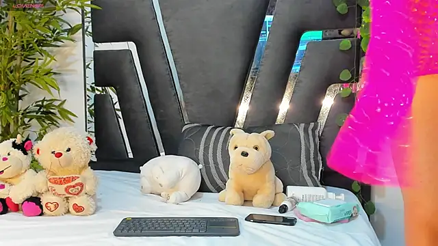 Snapshot of Black_Rose2 chatting on January 23, 12:09 pm Black Rose2 online show from January 23, 12:09 pm