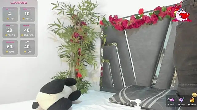 Snapshot of Black_Rose2 chatting on February 28, 11:36 am Black Rose2 online show from February 28, 11:36 am