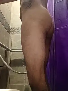 freakzmexx online show from February 22, 10:00 pm