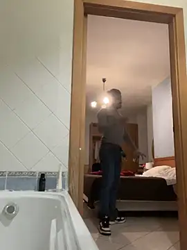 fisicato online show from December 3, 4:46 pm