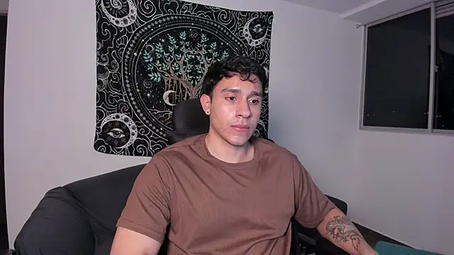Snapshot of JayMarcos_ chatting on February 19, 4:55 am JayMarcos online show from February 19, 4:55 am