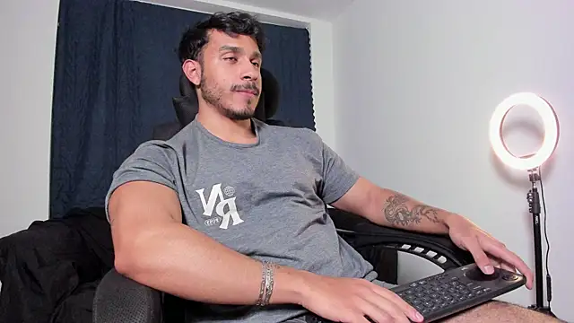 JayMarcos  online show from November 27, 3:10 am