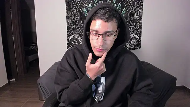 Snapshot of JayMarcos_ chatting on January 31, 2:48 am JayMarcos online show from January 31, 2:48 am
