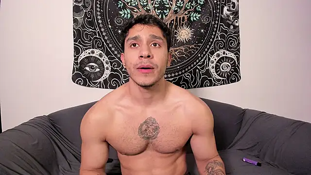 Snapshot of JayMarcos_ chatting on February 27, 4:31 am JayMarcos online show from February 27, 4:31 am