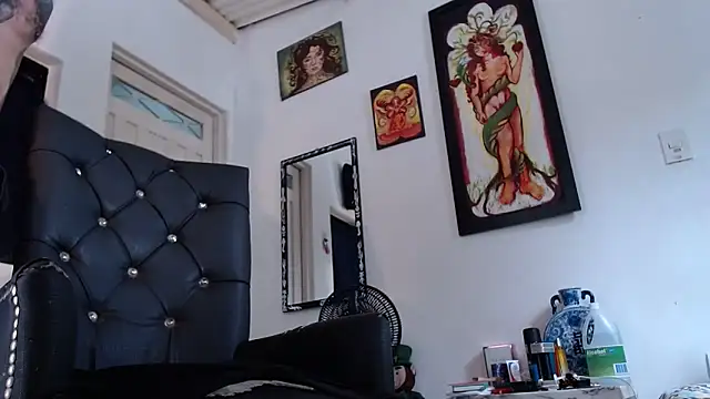 ren stipee online show from March 30, 7:26 pm