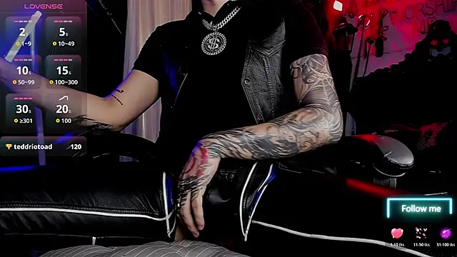 allanhurtss online show from November 11, 8:14 pm