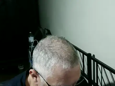 100Tauros online show from April 4, 9:45 pm