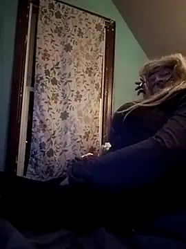 Bigloggz online show from January 12, 12:20 pm