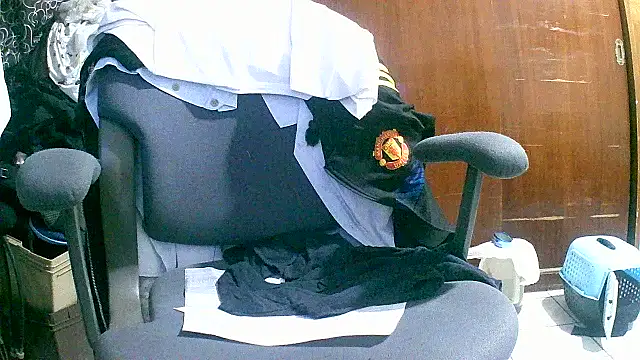 jperezofficial1 online show from October 15, 7:27 am