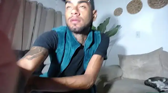 Christopher kenne online show from February 4, 1:45 am