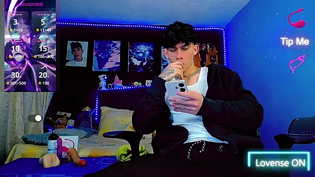 thiagomurphyy online show from October 28, 12:13 am