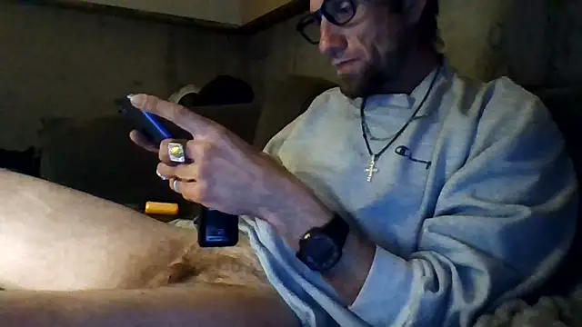 Snapshot of terry2big4u24 chatting on November 1, 7:51 pm terry2big4u24 online show from November 1, 7:51 pm