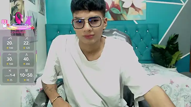 Snapshot of Noha_scott chatting on October 15, 11:34 pm Noha scott online show from October 15, 11:34 pm