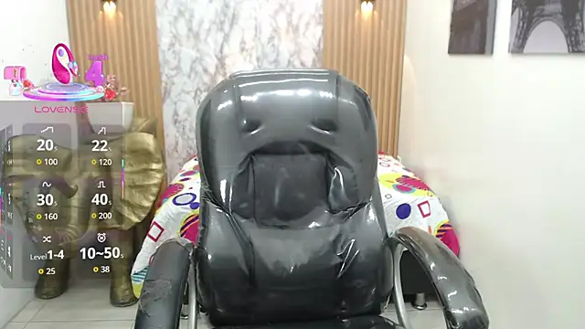 Snapshot of Noha_scott chatting on October 16, 11:46 pm Noha scott online show from October 16, 11:46 pm