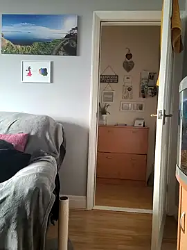 JulianJ50 online show from October 1, 9:46 am