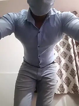 Guyinshortss online show from February 28, 9:03 pm