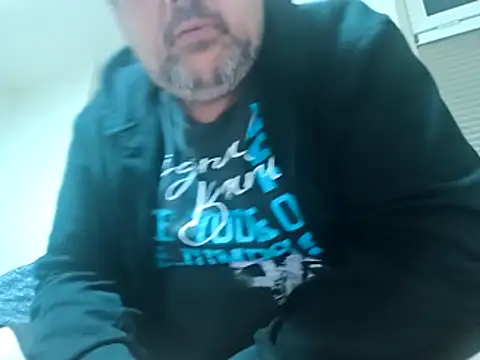 Ronny2510 online show from April 4, 8:39 pm