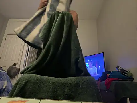 ChiRaqb8 online show from April 8, 7:19 am