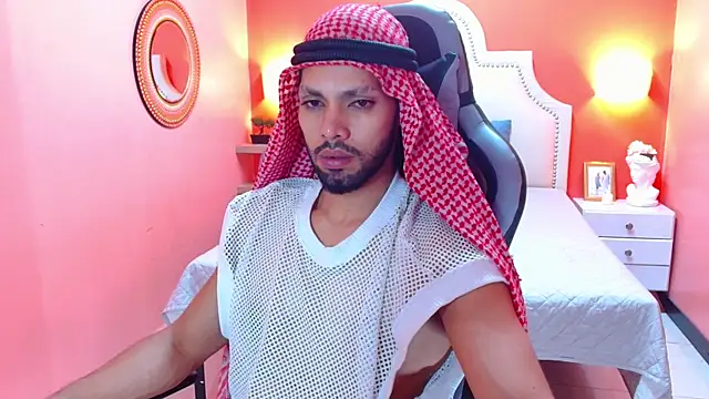 Snapshot of Amir_Abdull chatting on February 11, 12:49 am Amir Abdull online show from February 11, 12:49 am