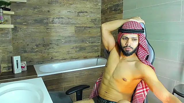 Snapshot of Amir_Abdull chatting on March 18, 12:30 am Amir Abdull online show from March 18, 12:30 am