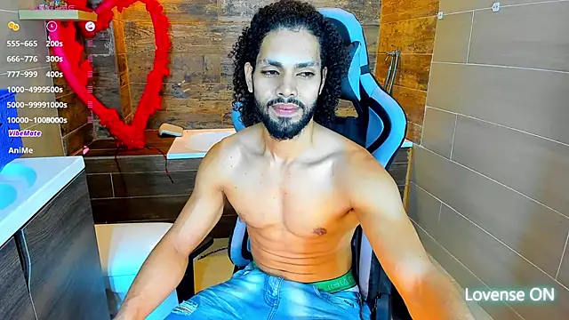 Snapshot of Amir_Abdull chatting on March 6, 12:32 am Amir Abdull online show from March 6, 12:32 am