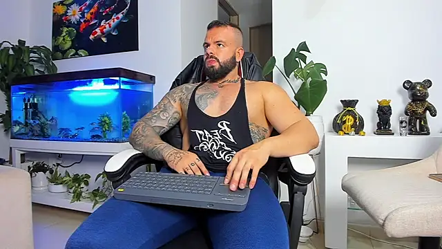 Johnnygrayson1 online show from September 8, 11:48 pm