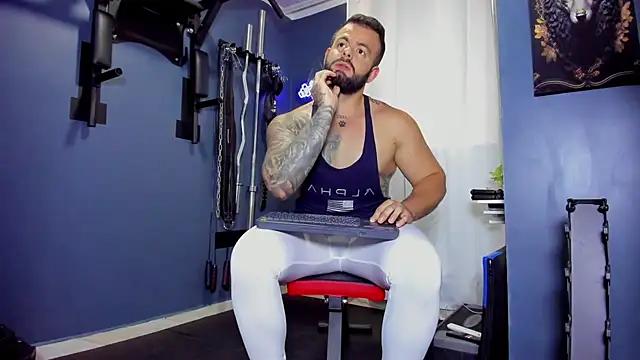 Johnnygrayson1 online show from December 13, 10:02 pm