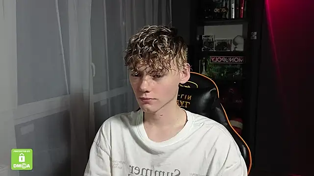 Keytaro online show from October 26, 3:14 pm