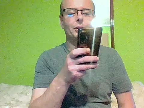 Snapshot of Tiger202441 chatting on September 20, 9:26 pm Tiger202441 online show from September 20, 9:26 pm